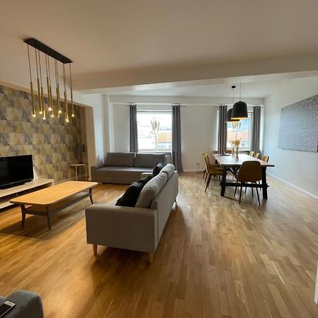 Boutique Apartments - Old Town 120M2 - Private Underground Parking - วรอตซวาฟ ภายนอก รูปภาพ
